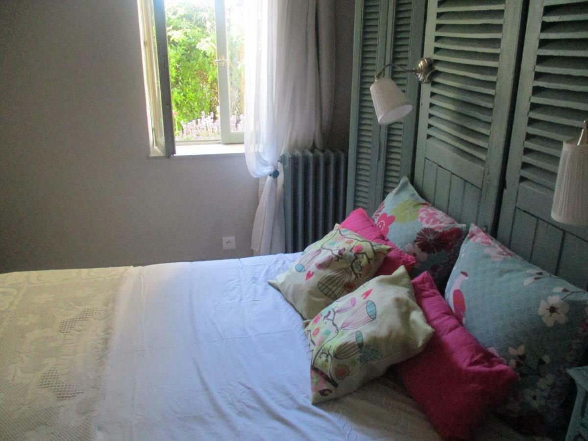 Bed and Breakfast La Grange Aux Hirondelles Sancoins Екстер'єр фото