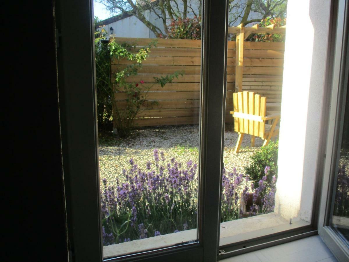 Bed and Breakfast La Grange Aux Hirondelles Sancoins Екстер'єр фото