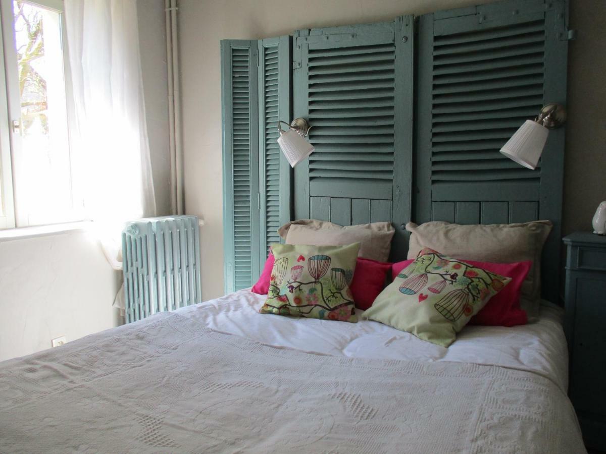 Bed and Breakfast La Grange Aux Hirondelles Sancoins Екстер'єр фото